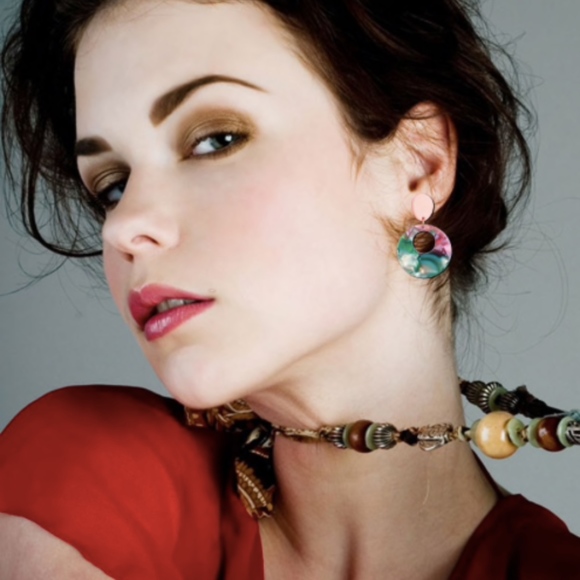 'Acantha' Resin Tortoise Shell Acrylic Earrings - Picture 4 of 6